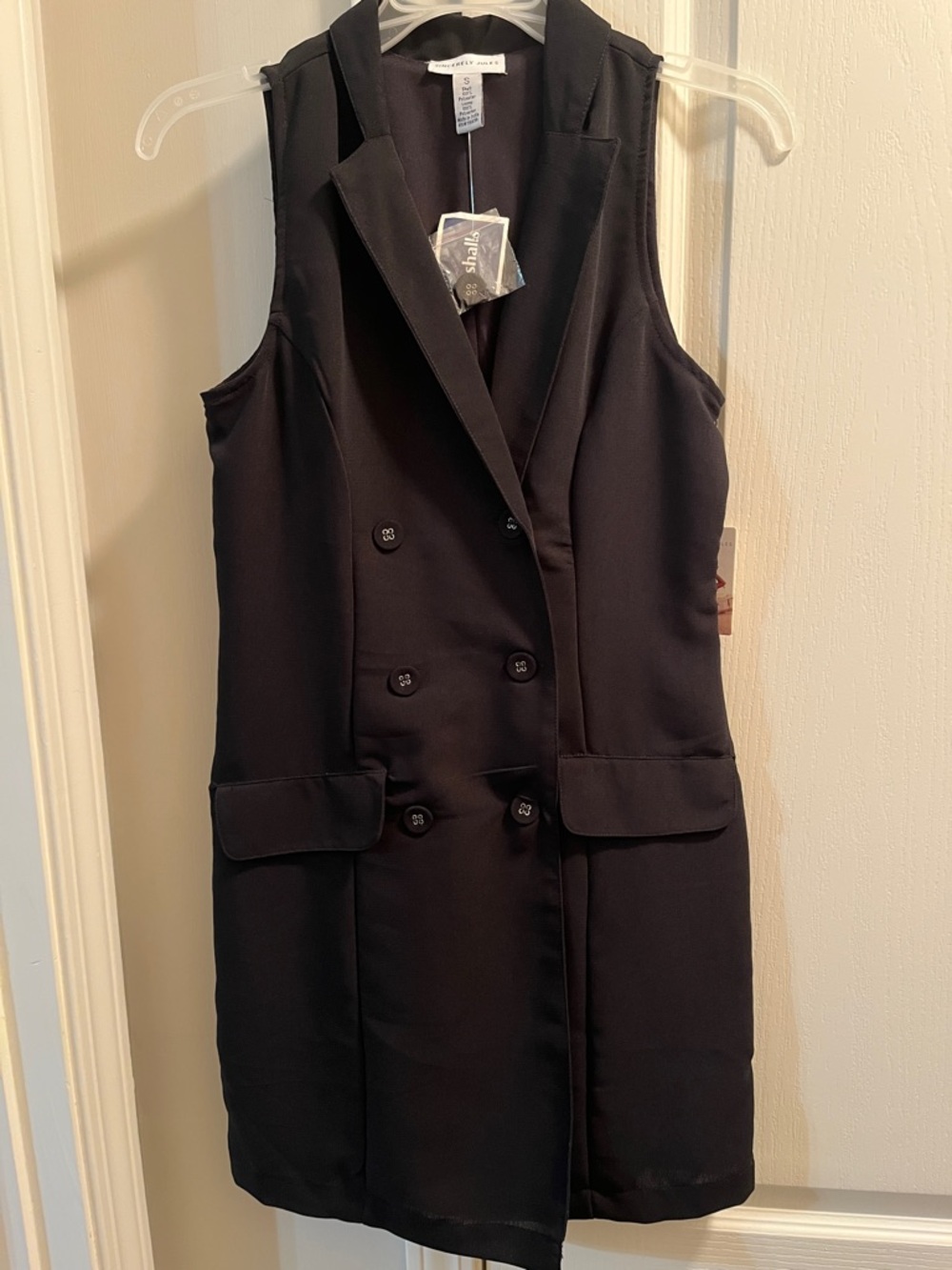 Sincerely Jules Black Sleeveless Double-Breasted Mini Dress